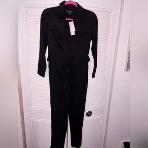 Banana Republic solid black jumpsuit size petite 0 NWT